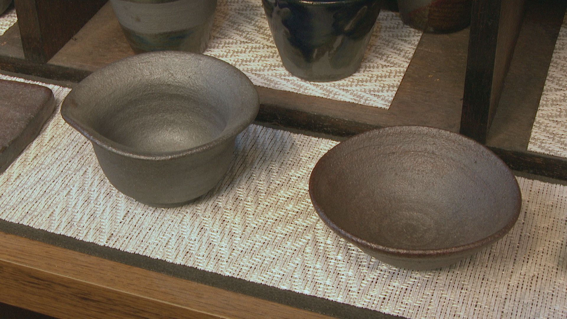 稲城焼　－地元の土１００％の名品－